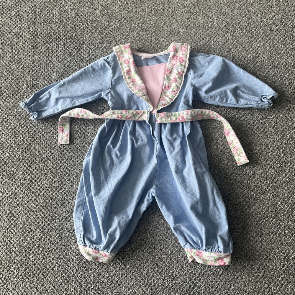 Vintage Carters One Piece Floral,‎ Denim Romper, Coveralls. Jumper. 3T